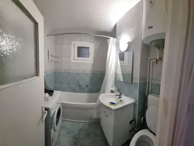 inchiriere apartament Sector 1, București baie moderna cu cada